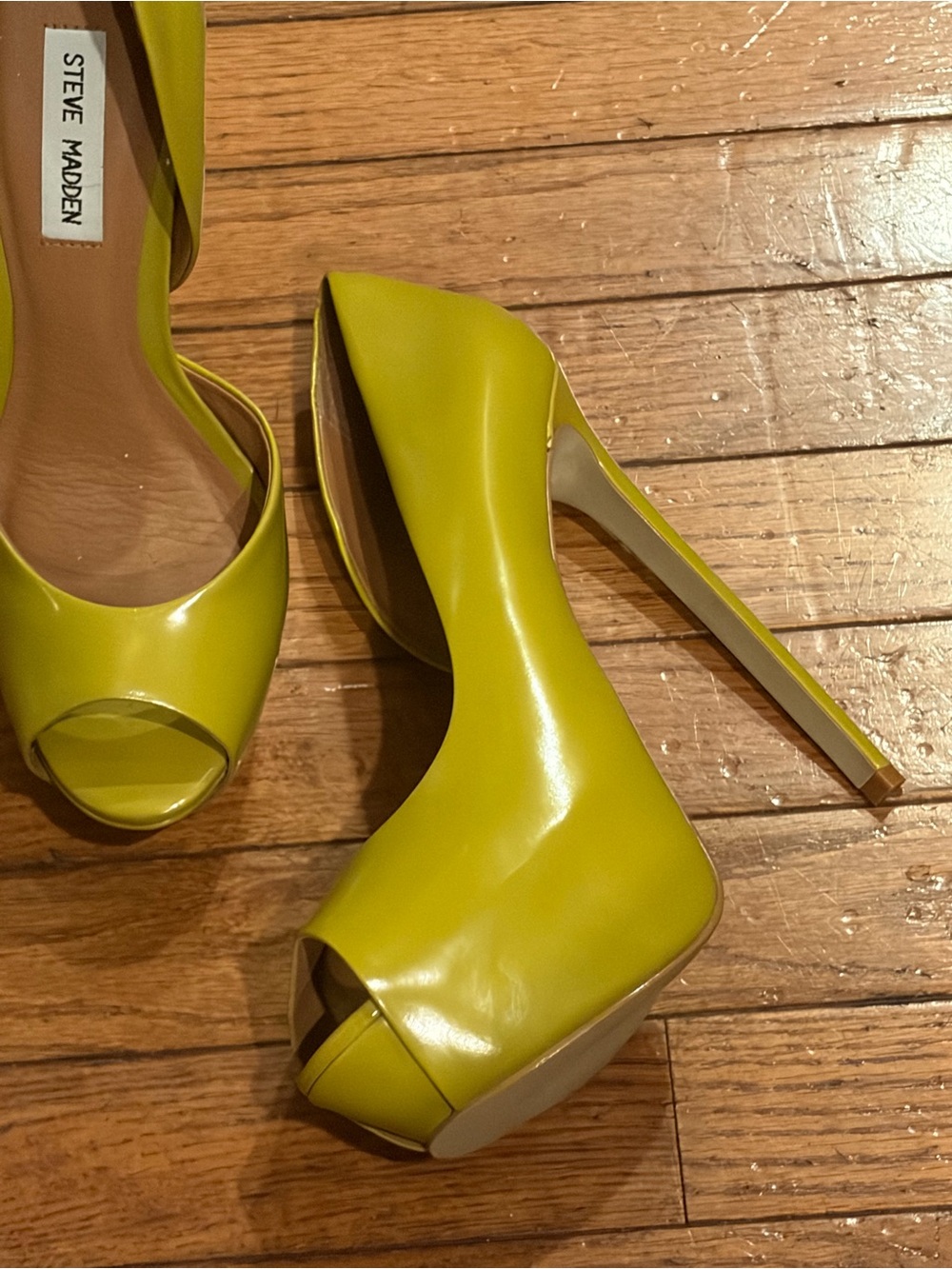 Steve Madden Neon Yellow Peep-Toe Platform Stiletto Pumps size 9.5